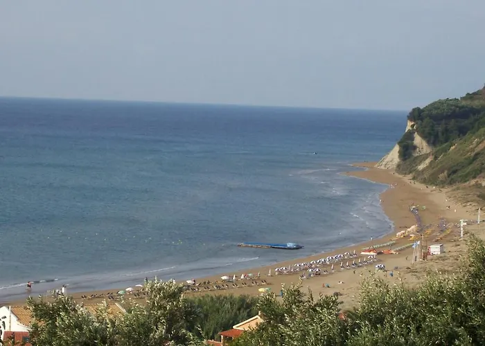 Thomas Bay Hotel