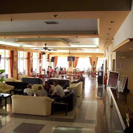 Thomas Bay * 에이지오스스테파노스